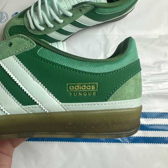 New Womens adidas Originals x Bad Bunny Sneaker - Picture 2 of 6